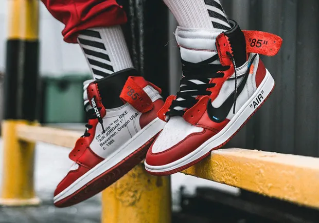 Off-White × Air Jordan 1